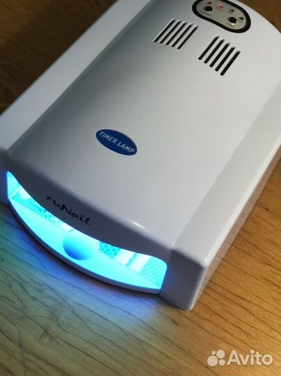 Уф лампа для ногтей Runail Timer Lamp