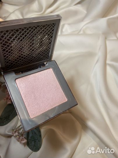 Румяна хайлайтер Urban Decay aura
