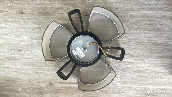 Люстра потолочная