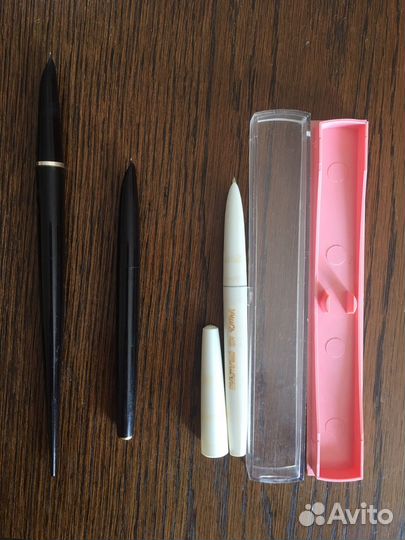 Чернильная ручка