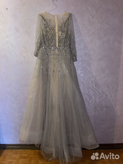 Вечернее платье в пол