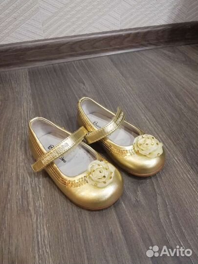 Туфли для девочки