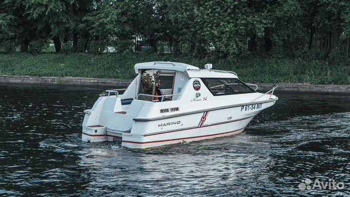 Аренда катера с каютой Marino LUX