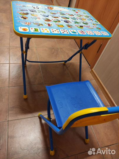 Детские Стол и стулья складные