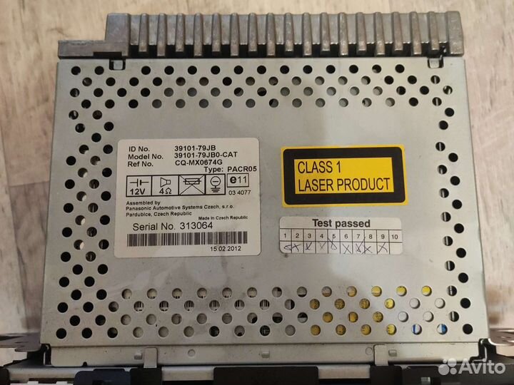 Автомагнитола с автомобиля Suzuki sx4