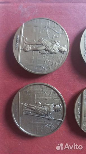 Комплект Настольных медалей, фигуры летнего Сада