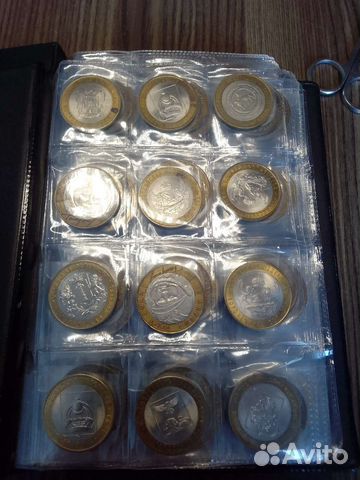 Юбилейные 10 р биметалл и желтые