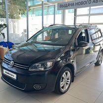 Volkswagen Touran 1.4 AMT, 2011, 314 000 км, с пробегом, цена 925 000 руб.