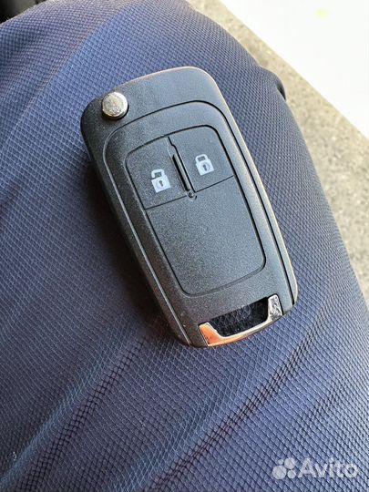 Выкидной ключ-брелок Chevrolet