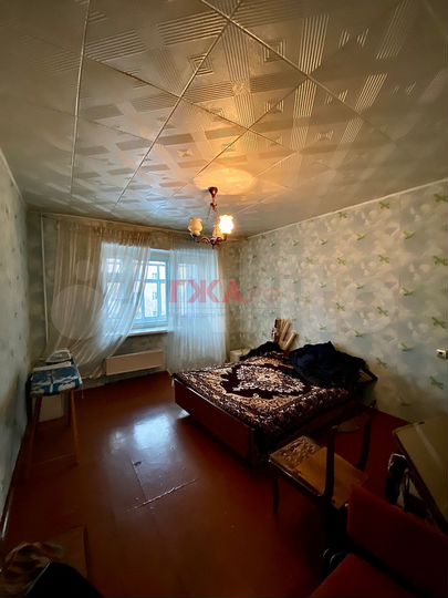 4-к. квартира, 90 м², 3/5 эт.