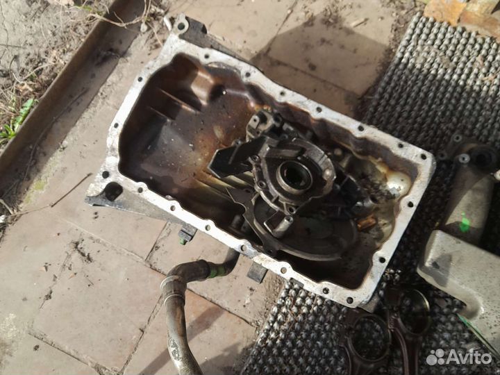 Двигатель в разборе VAG