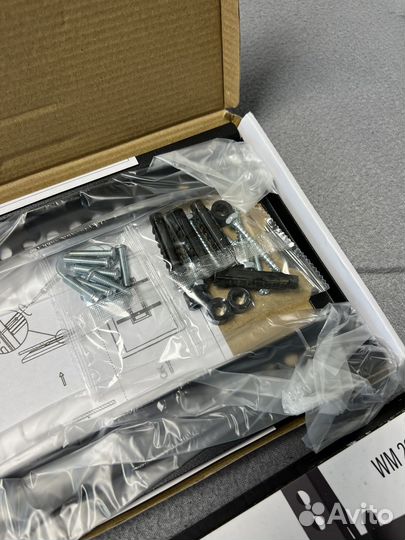 Кронштейны, крепления, держатели для телевизора