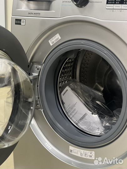 Стиральная машина Samsung WW60J32G0psold