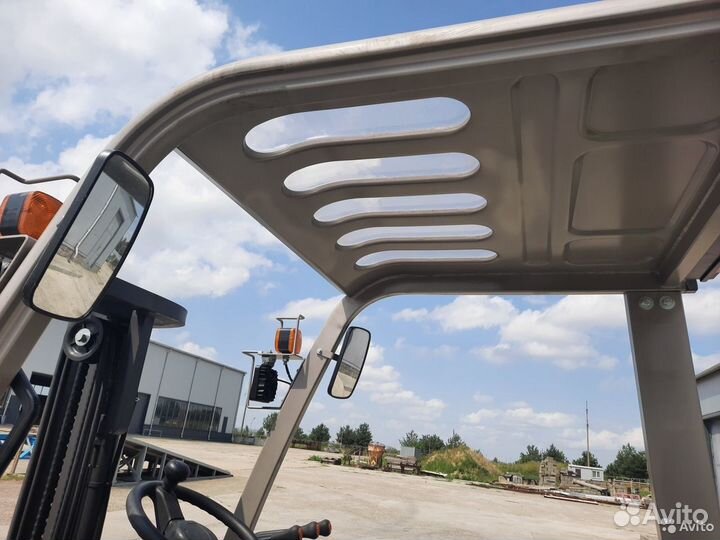 Вилочный погрузчик Zoomlion FD35, 2022