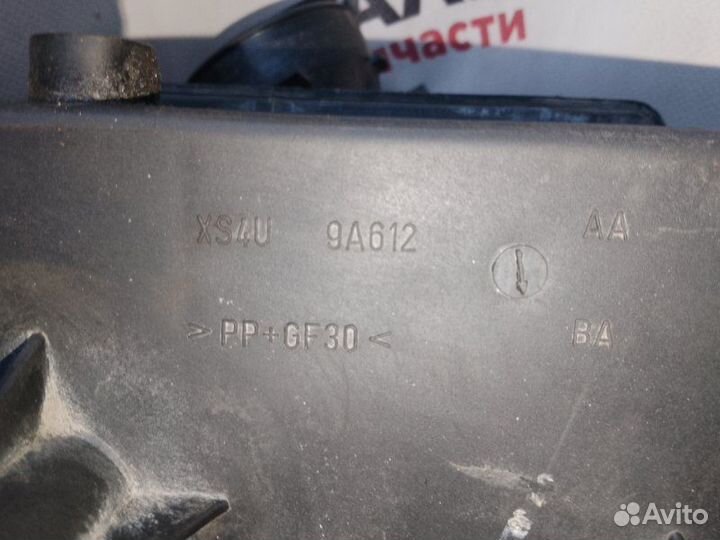 Корпус воздушного фильтра Ford Focus 1 седан 1.8