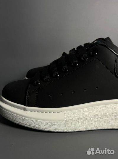 Кеды Alexander Mcqueen Черные