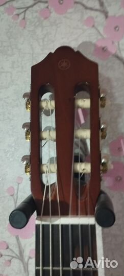 Классическая гитара yamaha c40