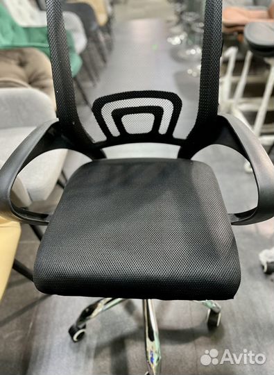Компьютерное кресло