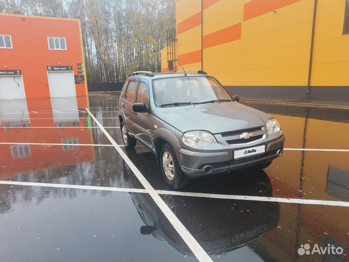 Chevrolet Niva 1.7 МТ, 2009, 125 300 км
