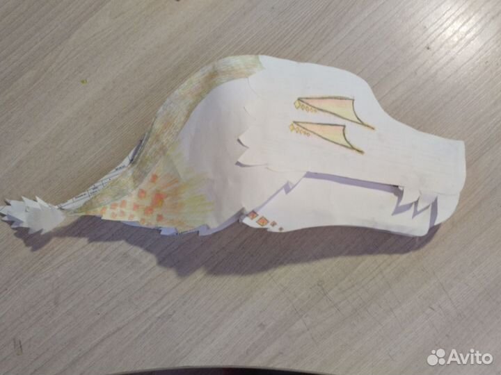 Бумажный дракон на руку