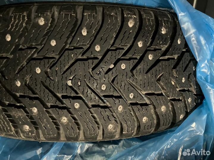 R16 Nokian Tyres Nordman 8 225/70, PCD 5x114.3 DIA 67.1