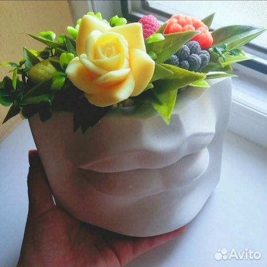 Губы Давида. Ваза.Декор для интерьера. 8 марта