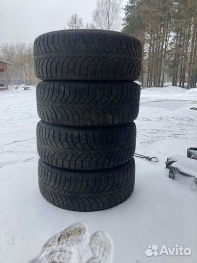 Bridgestone Blizzak Spike-01 255/55 R18