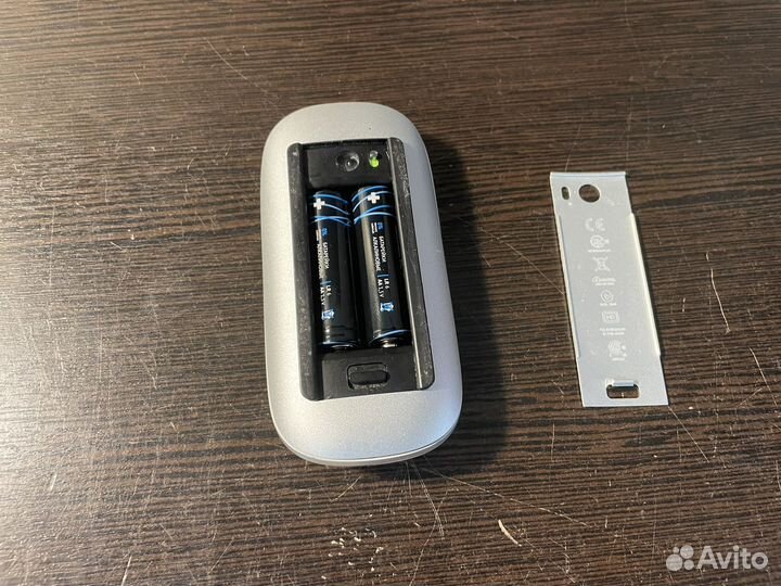 Мышь Apple Magic Mouse 1