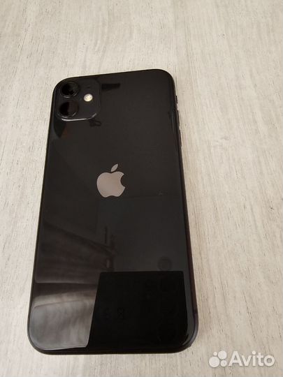 iPhone 11, 64 ГБ