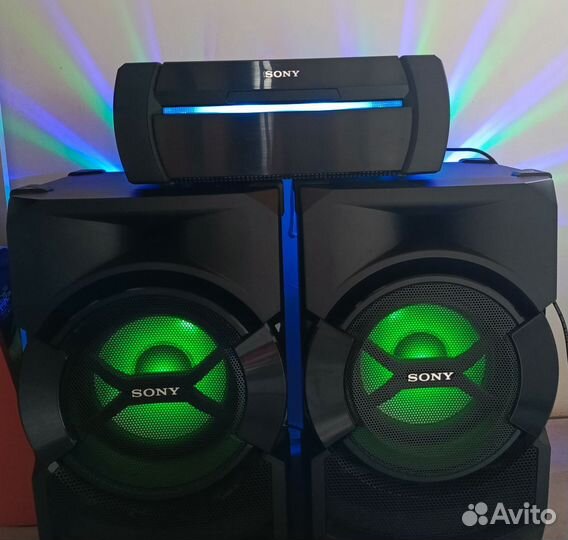 Музыкальный центр sony shake X 30D