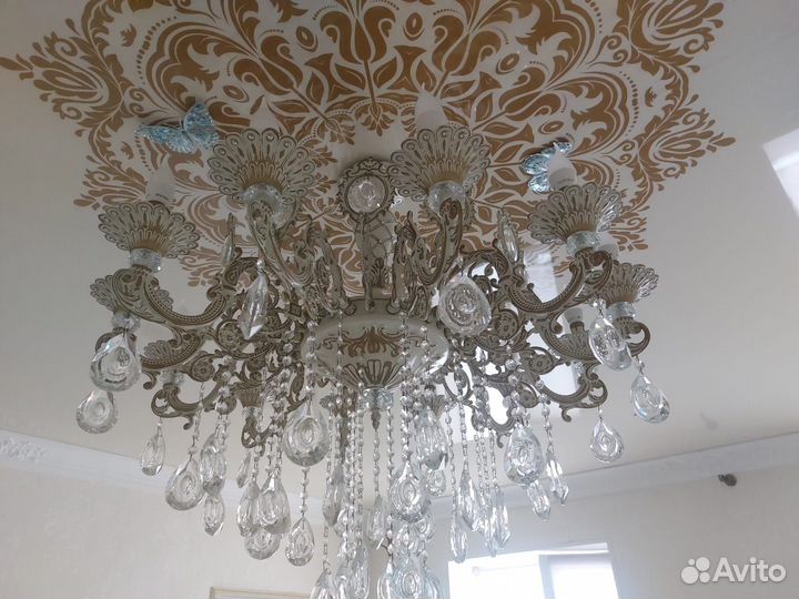 Люстра 12 рожковая