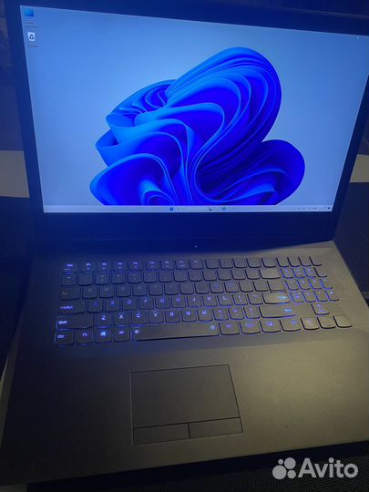 Мощный ноутбук Legion 7