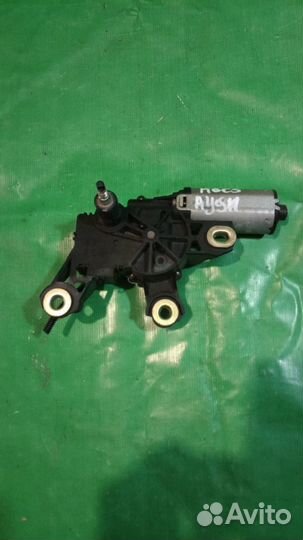 Моторчик дворника зад Audi A6C5 универсал 2001-05