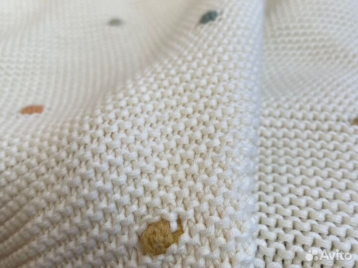 Плед детский вязаный с вышивкой