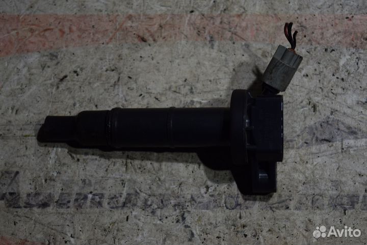 Катушка зажигания c Toyota Ipsum ACM21W 2AZ-FE