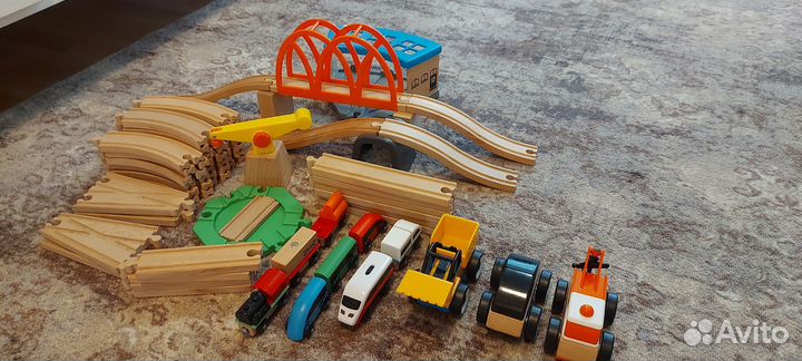 IKEA железная дорога и машинки