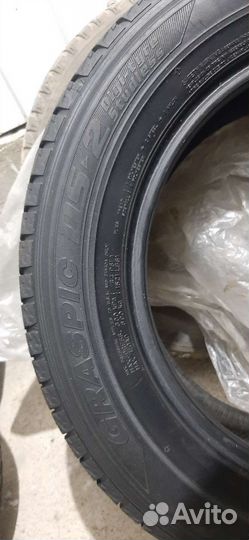 Dunlop Graspic DS2 215/60 R16