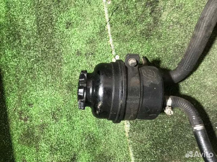 Бачок гидроусилителя Bmw 5-Series E39 M54B20