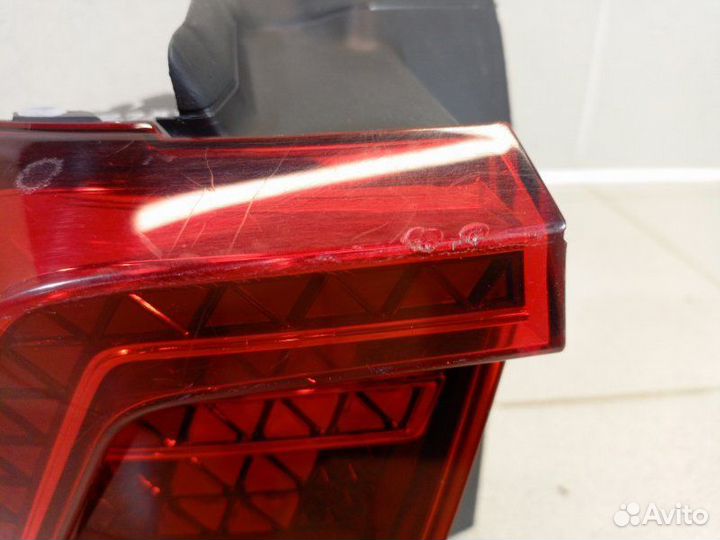 Фонарь задний наружный левый Volkswagen Tiguan 2