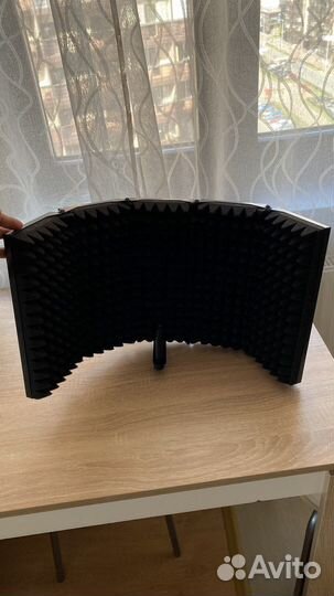 Акустический экран для микрофона