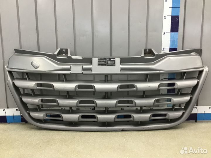 Решетка радиатора Renault Master III 2010