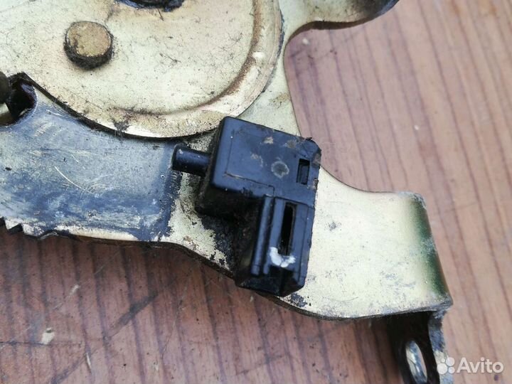 Рычаг ручного тормоза Джили Эмгранд EC-7