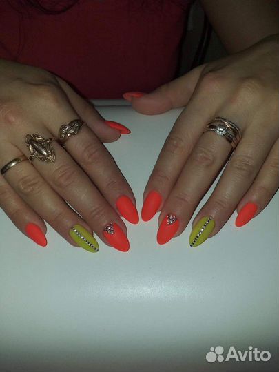 Наращивание ногтей