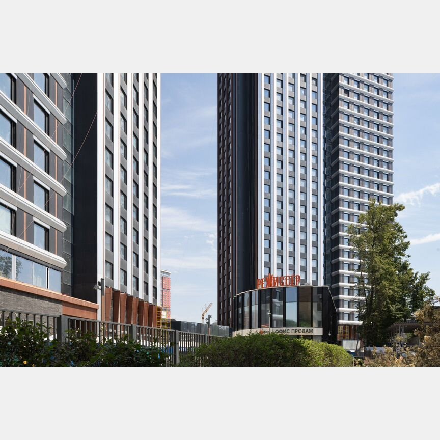 2-к. квартира, 77,3 м², 14/14 эт.