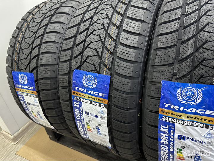 Tri Ace Snow White II 245/40 R20 и 275/35 R20 99H