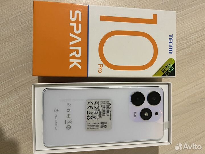 TECNO Spark 10 Pro, 8/128 ГБ