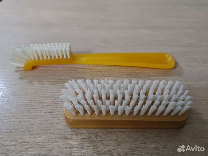 Щетка для одежды