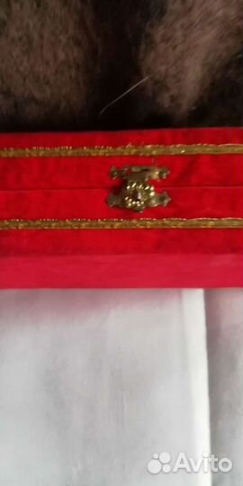 Бархотная коробочка из под коллекции духов