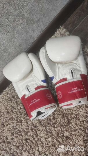 Боксерские перчатки fairtex