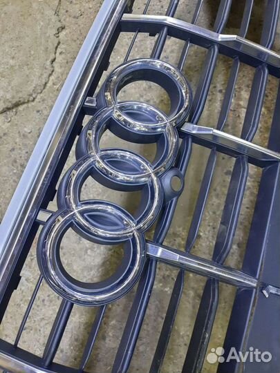 Audi q7 бампер передний